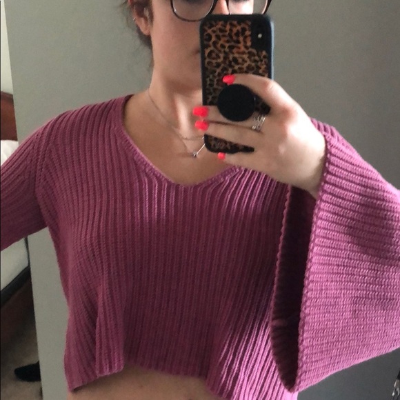 Free People sweater with flare sleeves - Picture 2 of 4